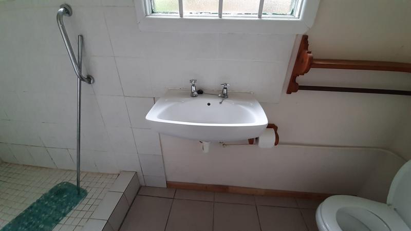 2 Bedroom Property for Sale in West Hill Eastern Cape